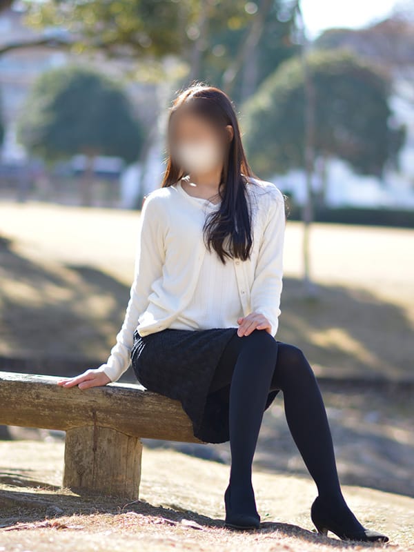 しずか|Select ～女のコが料金を決める新感覚デリヘル～でおすすめの女の子