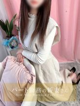 石田さゆり|パート勤務の新妻さんでおすすめの女の子