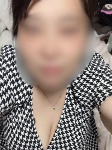 中野 愛