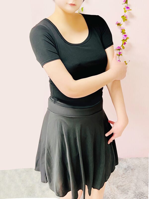 篠田えみ