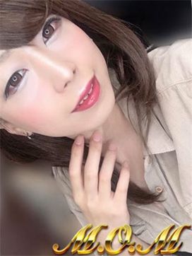 三縞 春笑(みしま はるわ)|M.O.Mで評判の女の子