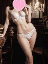 安藤このみ|Nowでおすすめの女の子