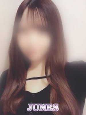 みう |スナックジュネスでおすすめの女の子
