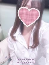 もも|スナックジュネスでおすすめの女の子