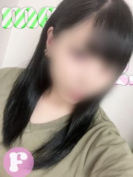 るな|虹色めろんパイで評判の女の子