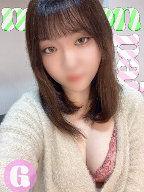  さつき|虹色めろんパイで評判の女の子