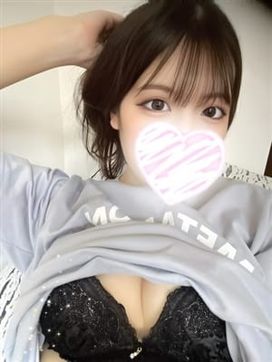 はなりん☆|ペロりんクリーむで評判の女の子