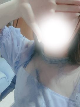 新人ふゆ|クロスで評判の女の子