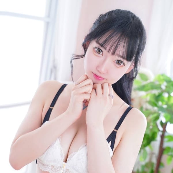 ナヨン【K-POPアイドル級ビジュ】 | E+名古屋(名古屋)