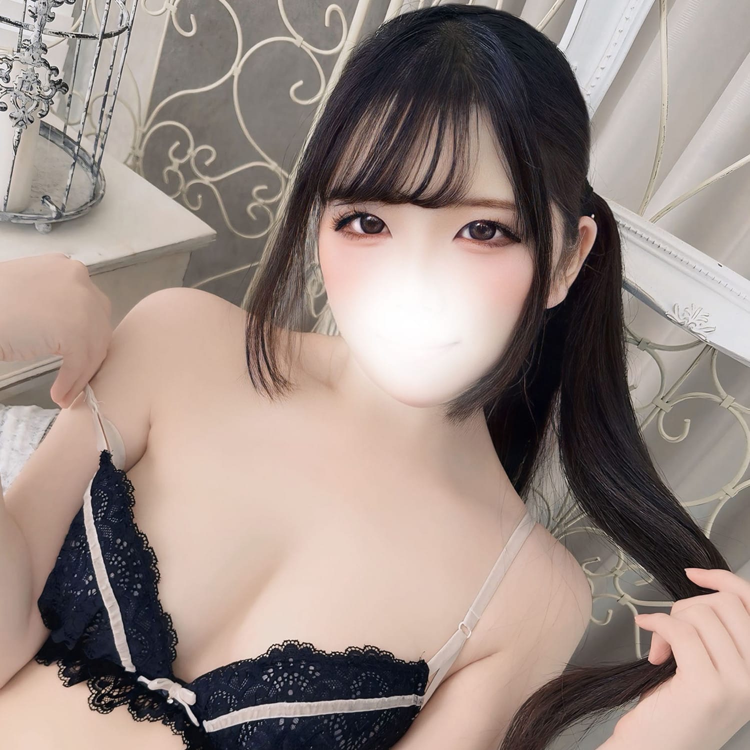 すい【視線も唇も上向き！彼女感満点】 | E+名古屋(名古屋)
