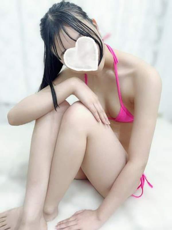 あやめ◇人懐っこい密着天使♡|貧乳・微乳専門店プリンセスバストで評判の女の子