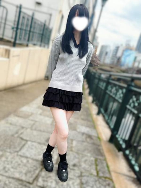 すみれ◇高身長スレンダー美女|貧乳・微乳専門店プリンセスバストで評判の女の子