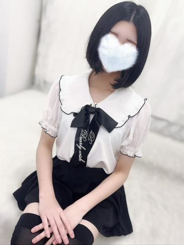 れいか☆ショートカット少女の初|貧乳・微乳専門店プリンセスバストで評判の女の子