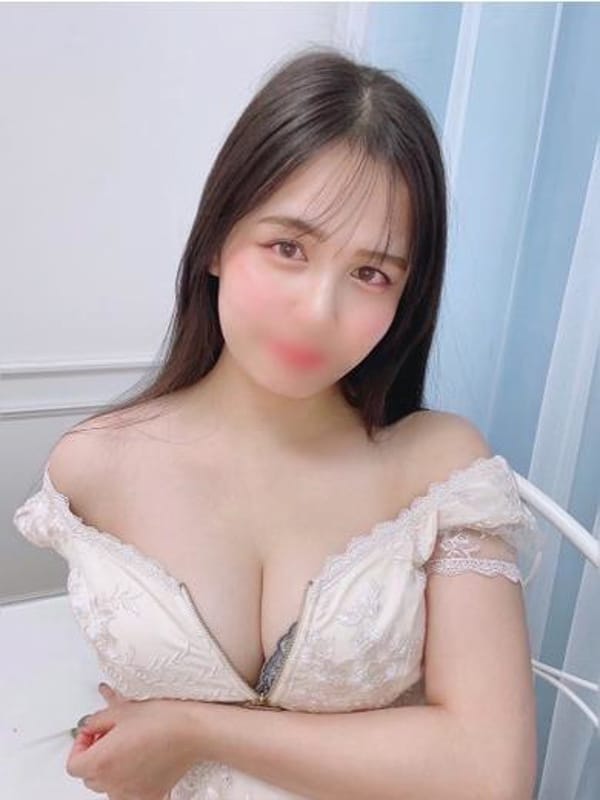 べる|CLUB NEWYORKでおすすめの女の子