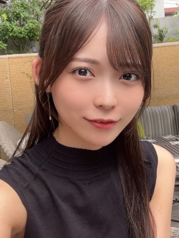 ひかり|純情な美人妻で評判の女の子