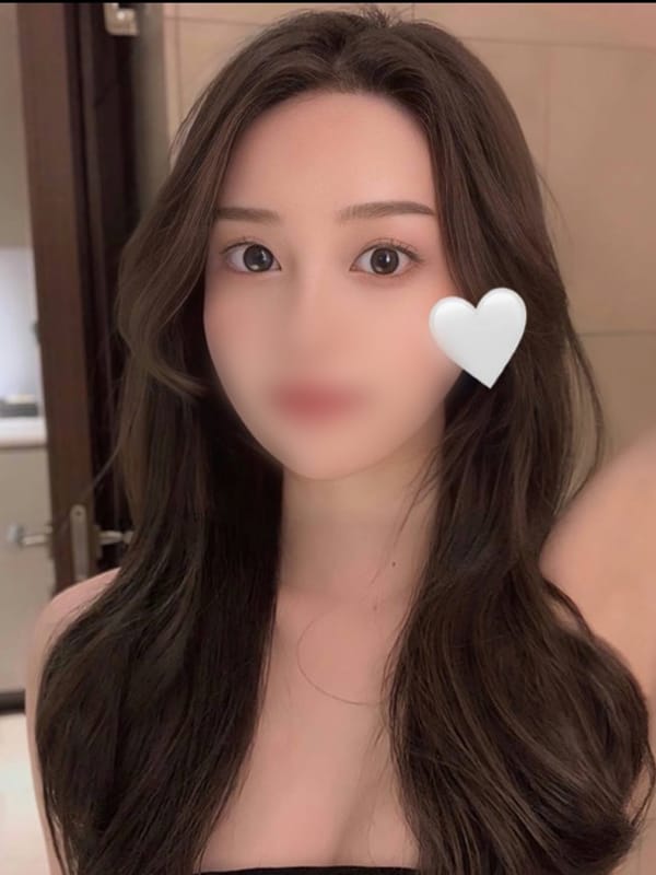 れいら|純情な美人妻でおすすめの女の子