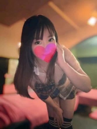 まろん/愛夢(高級店サービス)|スチュアーデスでおすすめの女の子