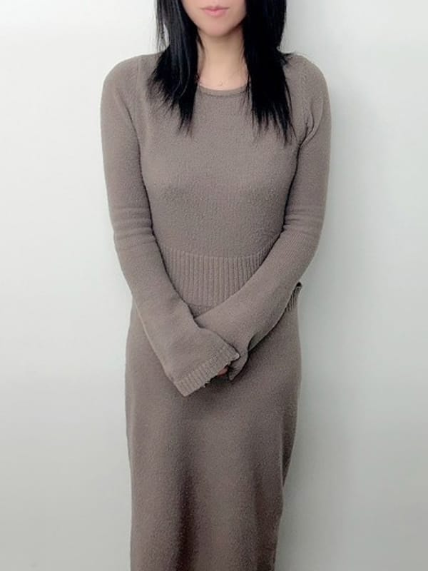 こはる|コマダムアデージョ谷9店で評判の女の子