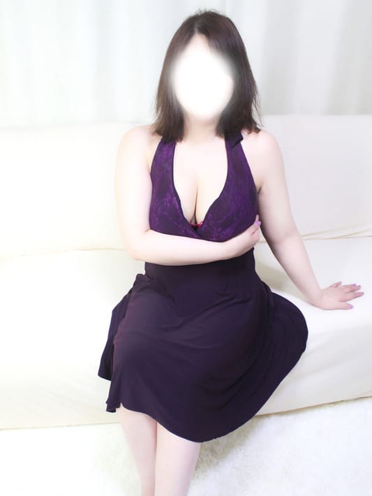 にいな|一期一会で評判の女の子