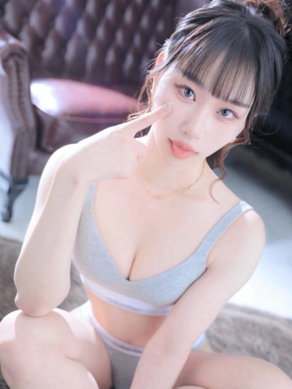 凛々【リリ】|プリンセスセレクション谷9店で評判の女の子