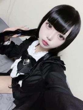 すい|横浜ミックスジュースで評判の女の子