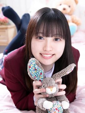 なるせ|新宿・本格コスプレ素人アイドル学園イメクラ「新入生」で評判の女の子