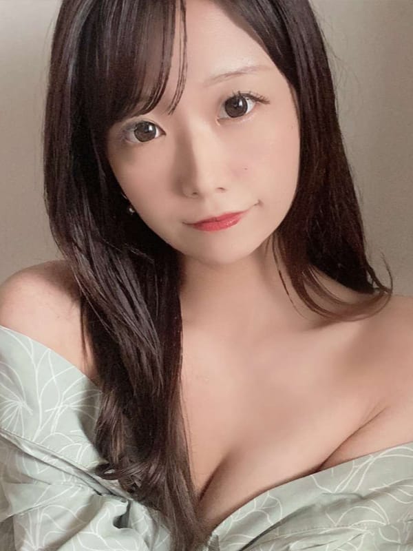 ななこ|純情な美人妻でおすすめの女の子