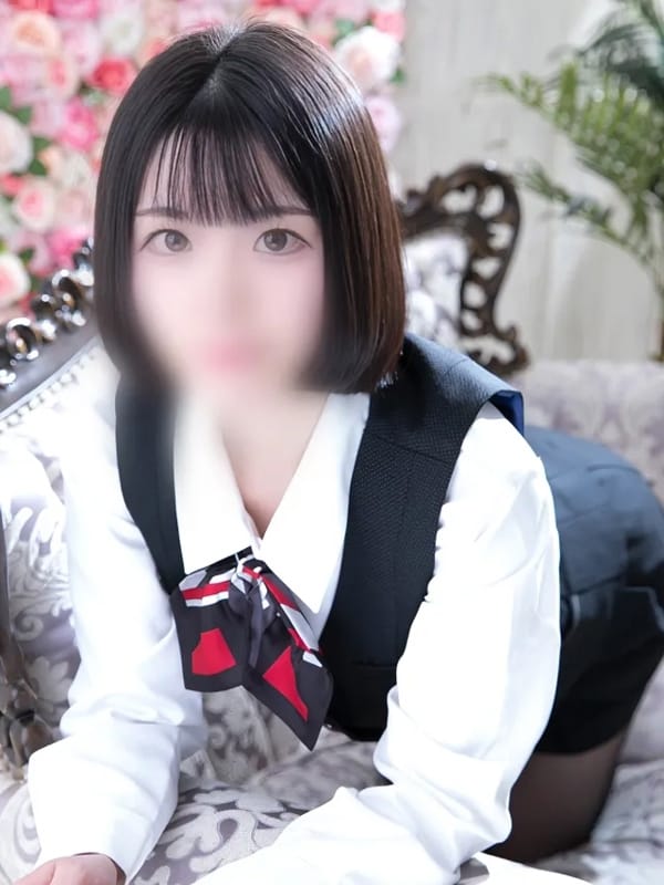 ほん|新宿・本格コスプレ美人秘書オフィスイメクラ「秘書課女子」でおすすめの女の子