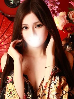 郷見かなで
