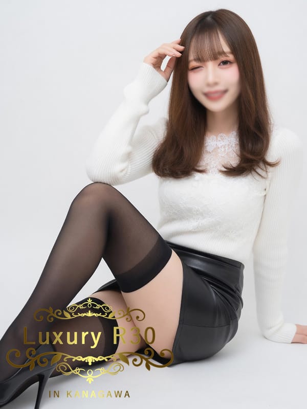 恵美/えみ|Luxury R30で評判の女の子