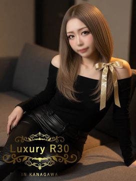 美月/みつき|Luxury R30で評判の女の子