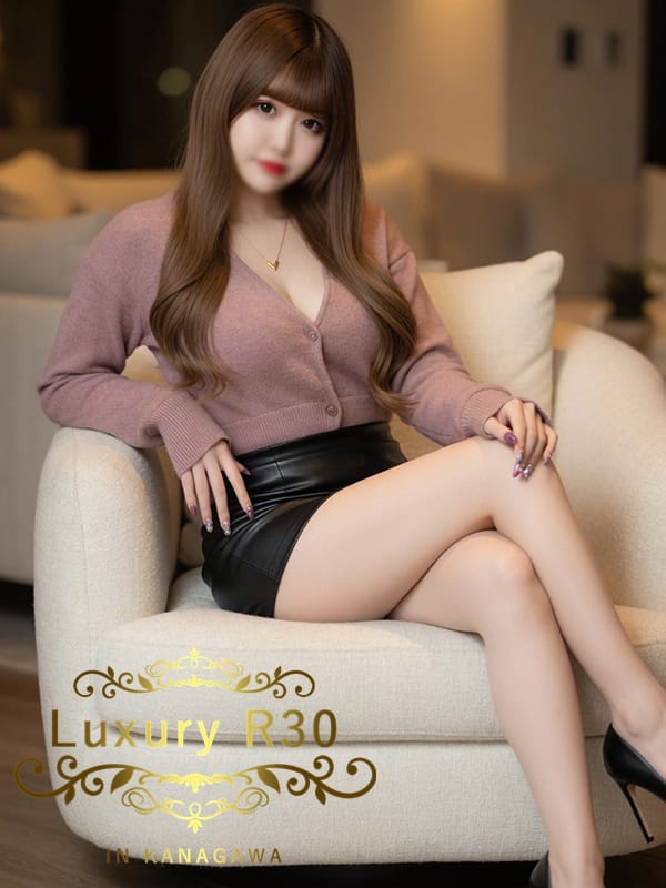 陽菜/ひな|Luxury R30で評判の女の子