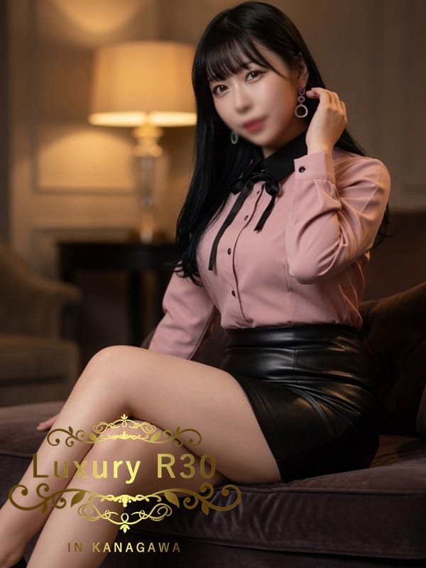鈴音/すずね|Luxury R30で評判の女の子