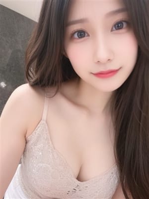 よしの|千紫万紅でおすすめの女の子