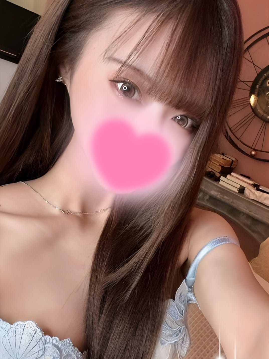 つばき姫【男を魅了するクビレ】