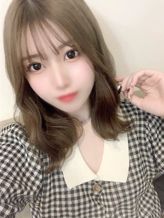 まひる|10000円のナマ彼女でおすすめの女の子
