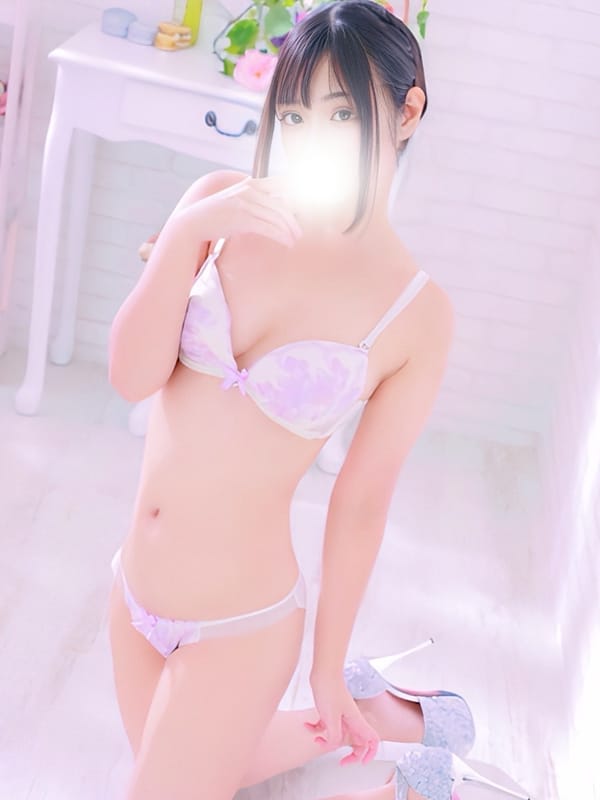 さな|シスターコレクションで評判の女の子