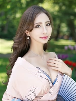 みさ|蜜月夫人～羞恥に溺れた妻で評判の女の子