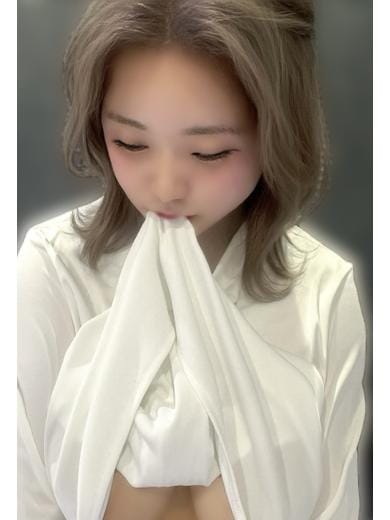 りい|A女商会で評判の女の子