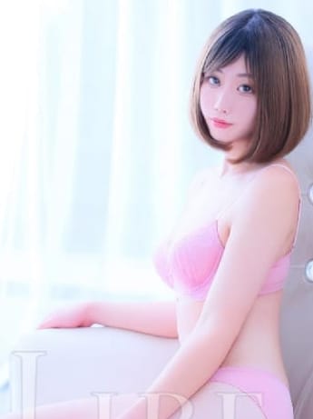 双葉 明花莉