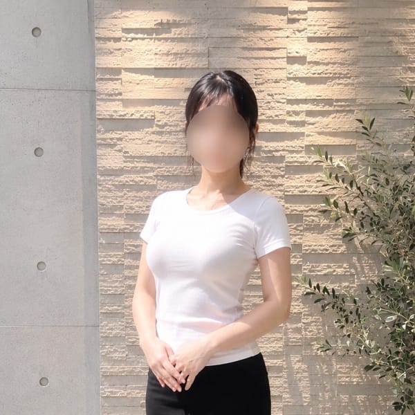 青木　まや