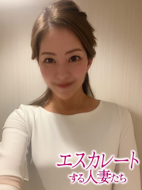 みゆき|エスカレートする人妻たちでおすすめの女の子
