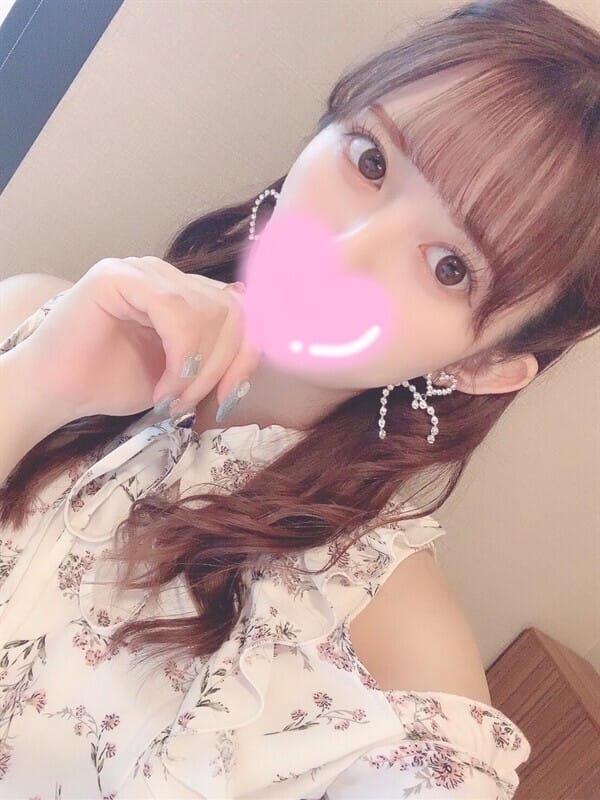 ゆな|街で見かける激カワSSS級素人専門店で評判の女の子