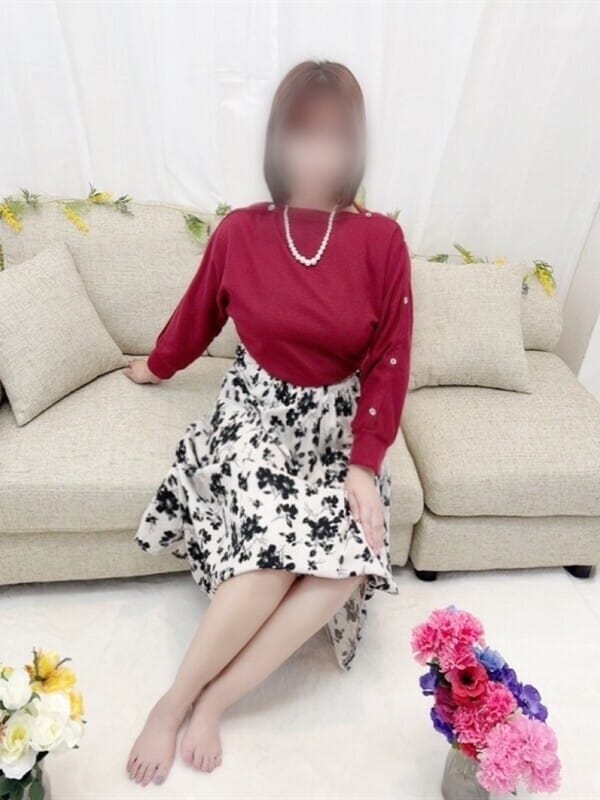 片瀬 穂花|ユナイト人妻熟女神戸店で評判の女の子