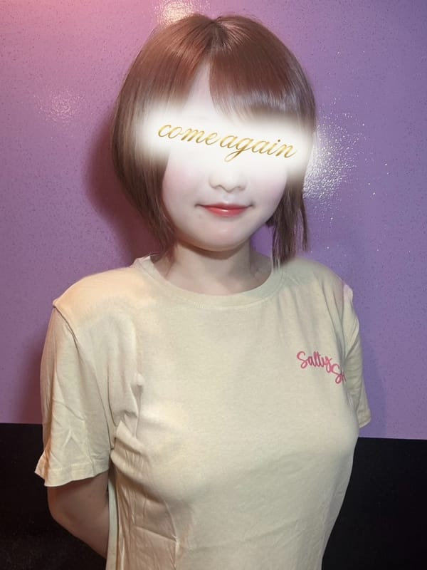 しおり|comeagainで評判の女の子