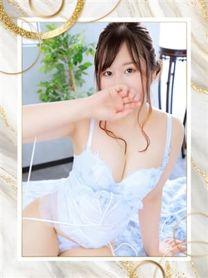 加賀まなみ