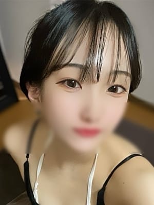 さな|MOMOでおすすめの女の子