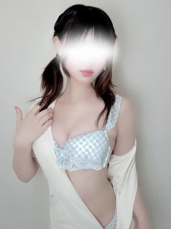 留衣-Rui-