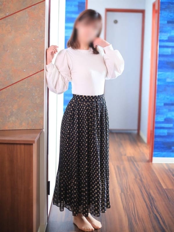 あず【清楚系淫乱人妻】