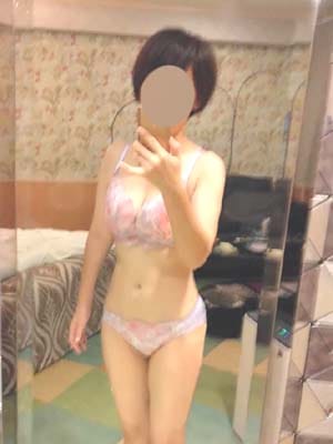 めぐ|愛ロマンスでおすすめの女の子